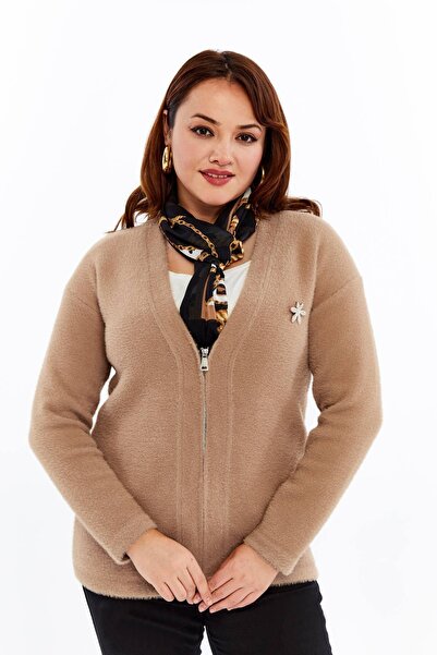 Laden Knitwear Women's Bearded Rope Brooch Thick Coat Winter Mother Cardigan