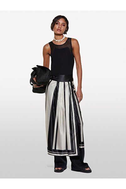 Sisley Viscose Blended Ribbed Jersey Slim Fit Tank Top Women's Black Tank Top - 325P3Y61Lh00Z