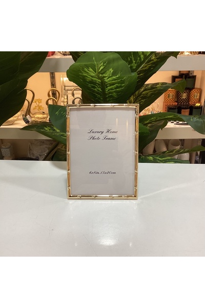 goldhomedesign Bambu Detaylı Metal Fotoğraf Çerçevesi 15x20