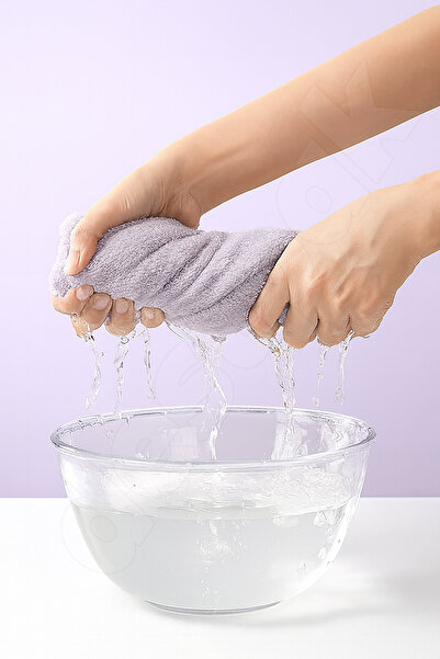 Destpak Buttoned Hair Towel - Water Absorbent Suitable for All Hair Lengths - Suitable for Longest Hair - Elastic