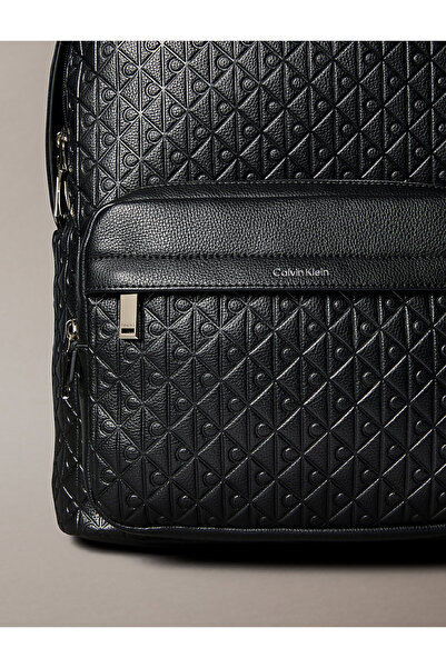 Calvin Klein Σακίδιο πλάτης με ανάγλυφο λογότυπο και ρυθμιζόμενο ιμάντα ώμου LV04D3202GUB1 Ανδρικό ΣΑΚΙΔΙΟ ΠΛΑΤΗΣ