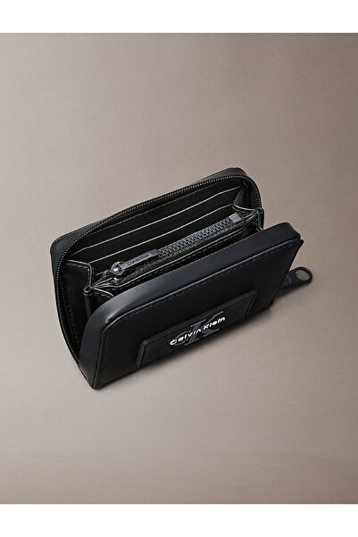 Calvin Klein Pánská černá peněženka (LV04D1134G-UB1)