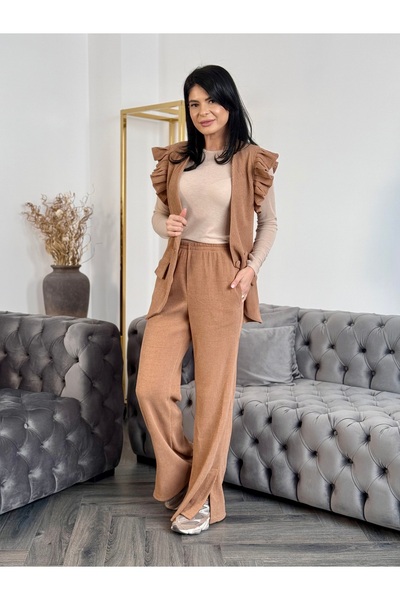 RAMONA BADESCU EXCLUSIVE Ruffled vest and flared pants suit