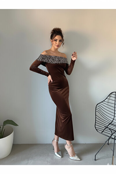 solena sln Γυναικείο χριστουγεννιάτικο φόρεμα με λεπτή εφαρμογή και παγιέτες,...