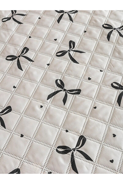 LC Waikiki Siyah Fiyonk Desenli Çift Kişilik Yatak Örtüsü 200x220 Cm