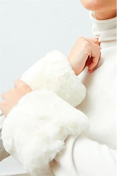 Neşeli Butik Women's Ecru Plush Fur Sleeves