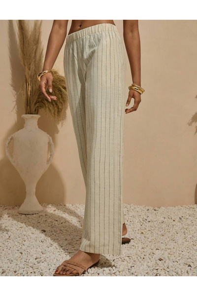 Sheya Shein pants, beige