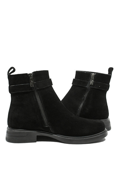 PASS Collection low ankle boots black suede with strap and chain