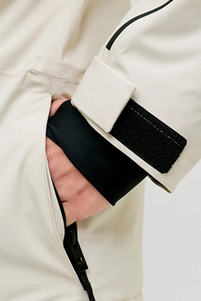 Jack & Jones Men's Jjalpes Hooded Water and Windproof Jacket 12284649 Stone