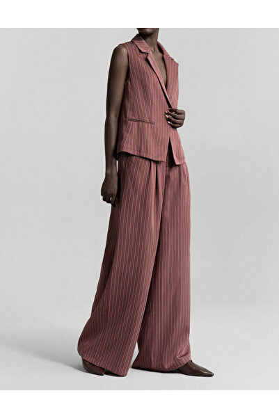 Sheya Shein outfit, brick