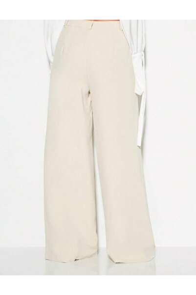 Sheya Shein pants, beige