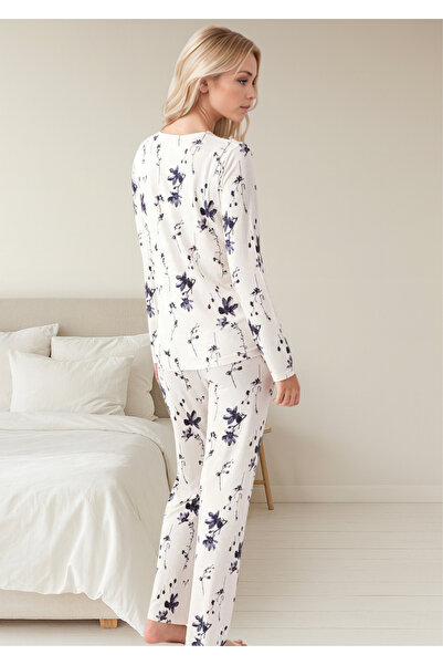Loule Women's Ecru Floral Patterned Lace Detailed Cotton & Modal Shirt Pajama Set