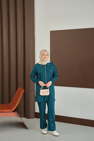 LOCCO Women's Suit with Snap Detail on the Sides and Zipper, Petrol Blue