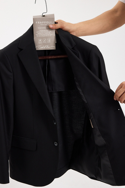 Frappoli Savin Men's Black Polyviscon Fabric Mono Collar Cover Pocket Half Lining Slim Fit 2-Piece Suit