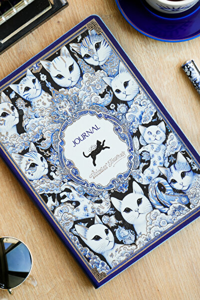 Victoria's Journals Smyth Art A5 Flexible Cover Vegan Leather Notebook – 192 Pages, 80g Ivory Paper, Colored Edge