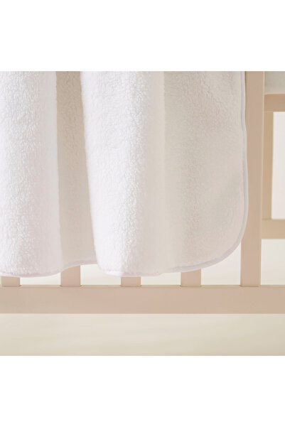 Juniors Solid Sherpa Blanket - 102 x 127 cms