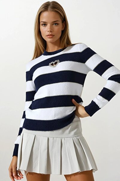 VAGGON Women's Navy Blue-White Heart Detailed Stone Embroidered Striped Knitwear Sweater Vs01646