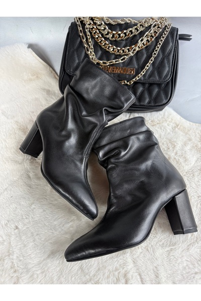 Miarma Designs Genuine leather ankle boots