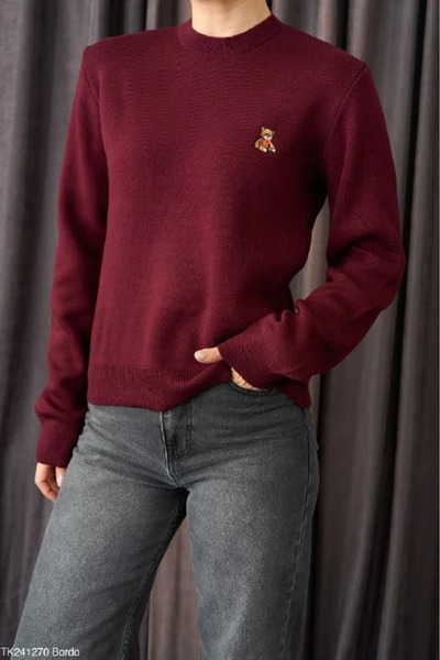 cemo Women's Round Neck Knit Sweater with Embroidered Teddy Bear Detail