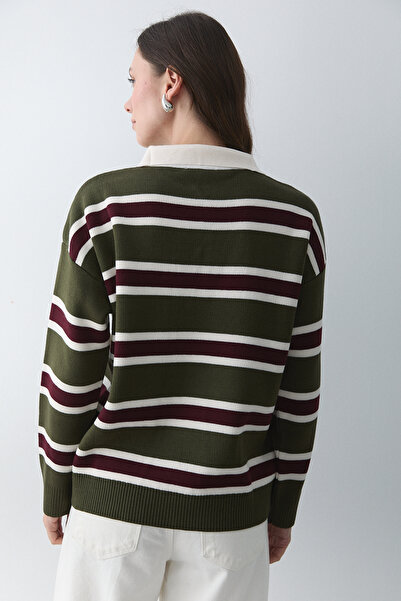 Laluvia Khaki Burgundy Polo Collar Sweater - 241184