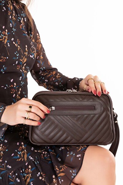 Gondol Women's Daily Crossbody Bag Gp.1327 Brown Quilted