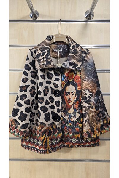 Park Moda Felt Jacket with Big Buttons