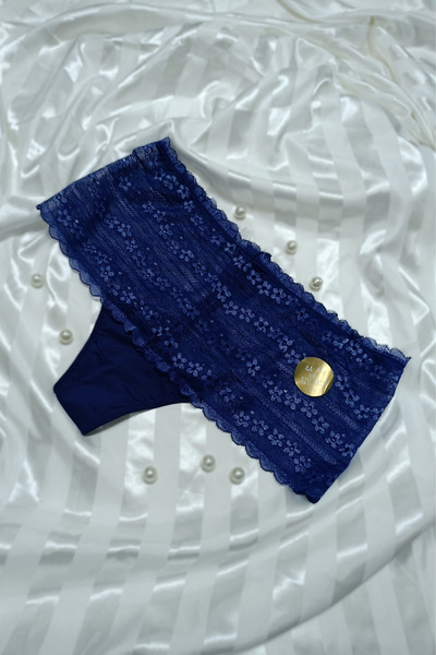 Papatya Dantelli Şort Kesim Özel Kalıp Tanga Külot