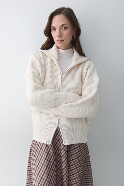 Laluvia Cream Double Zipper Cardigan - 251080