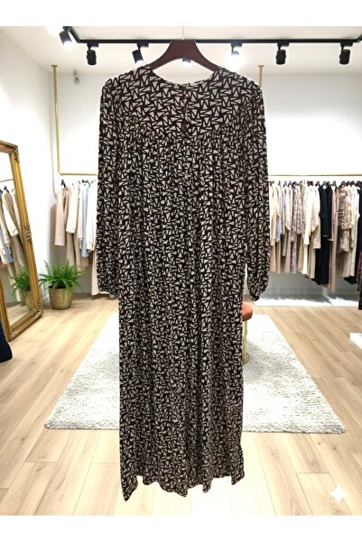 fariza tekstil Büzgü robalı hafif menekşe kumaş tesettür anne elbise