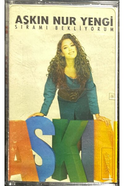 Plak İstasyonu كاسيت أنا أنتظر صفقة نور ينجي الخاصة بالحب كاسيت