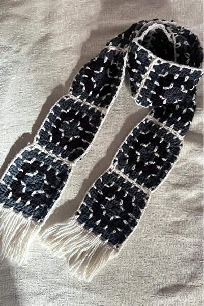 MELUSH Siyah ve Beyaz Renkli MOTY Model Örgü Atkı