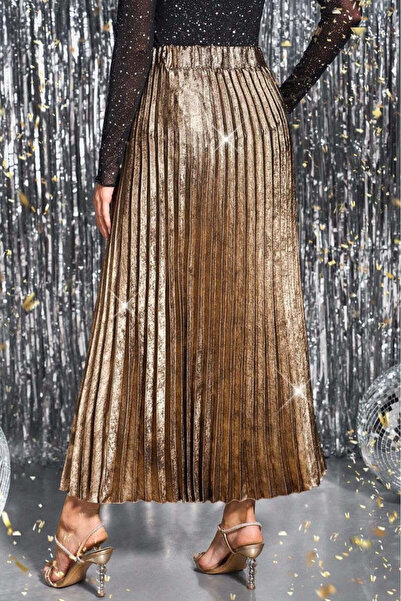 StreetWear Outlet Women's Pleated High-Waist Skirt