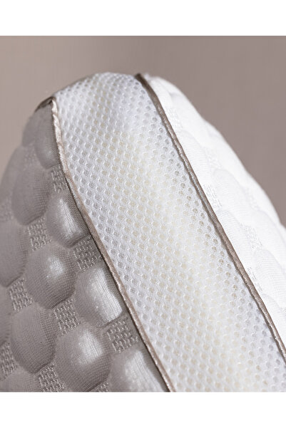 Madame Coco Colmar Visco Collagen Pillow - Ecru