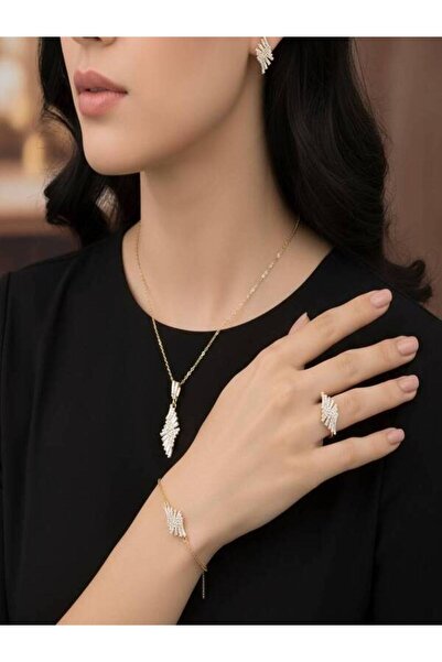 Generic 4-piece elegant zircon set with a luxurious silver box