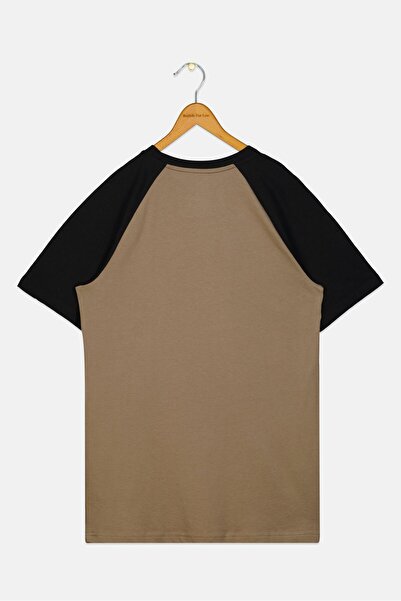 Puma Kids Boy Sportswear Fit Short Sleeve Outdoor T-Shirt, Taupe