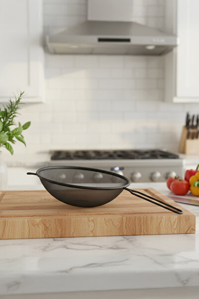 Vadi Long Handle Black Metal Fine Mesh Strainer |   Flour, Powdered Sugar and Spice Strainer Kitchen Utensil 18 cm