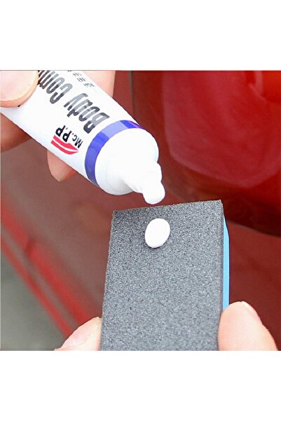 Generic A tool for removing scratches and cleaning car paint; powerful polishing to remove surface scratches - safe for all car colors.