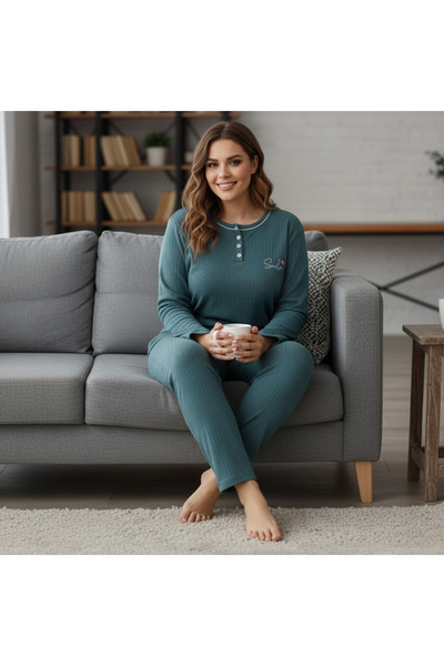 ALACURVE Kadın Büyük Beden Kışlık İnterlok Pijama Takımı – Uzun Kollu, Düğmeli Yaka, Petrol Mavisi