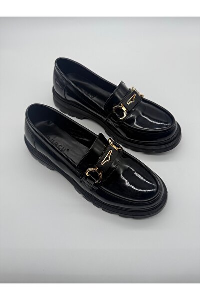 BURCU COLLECTİON Mabel Black Leather Loafer with Thick Sole and Gold Buckle Detail