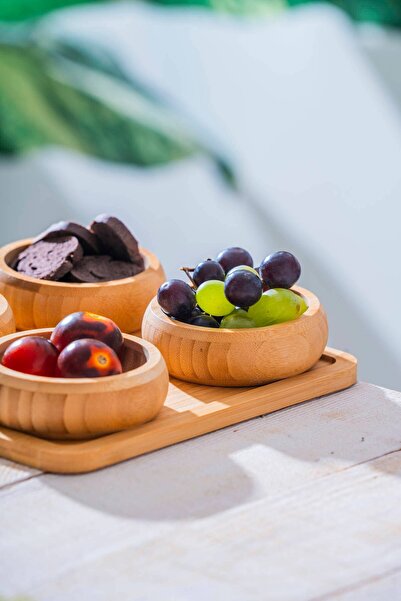 Reoona Set of 4 Presentation Bowls with Bamboo Tray