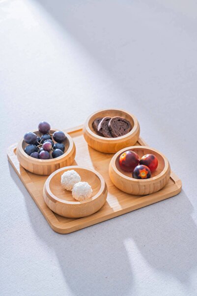 Reoona Set of 4 Presentation Bowls with Bamboo Tray