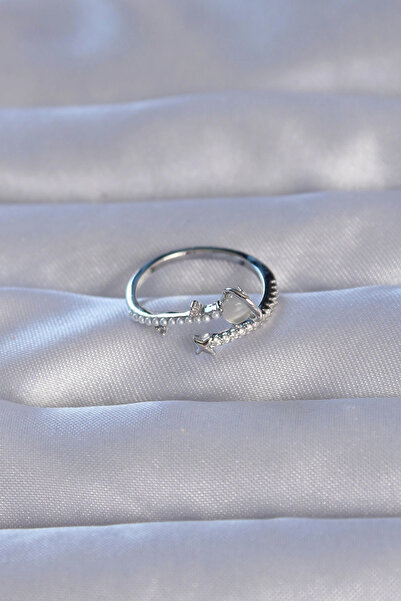 HarmonyAura Brass Silver Color Zircon Stone and Pearls Saturn Model Adjustable Ring