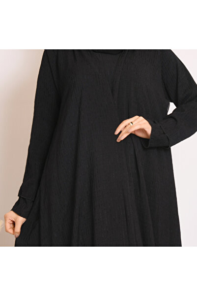 HAWRAA ABAYA Black striped fabric quarter-circle wrap abaya with matching dress