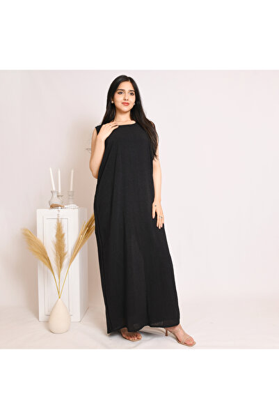 HAWRAA ABAYA Black striped fabric quarter-circle wrap abaya with matching dress