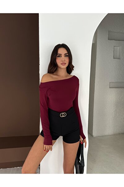 CİO KAYIK YAKA PARMAK GEÇMELİ BLUZ