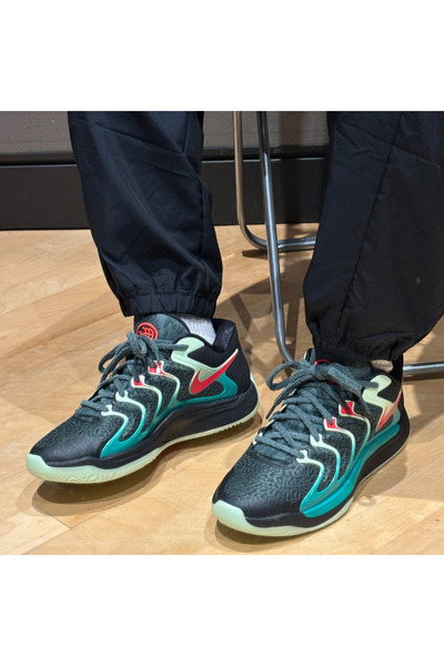 Nike KD 17 "Easy Money Sniper" Spormoon