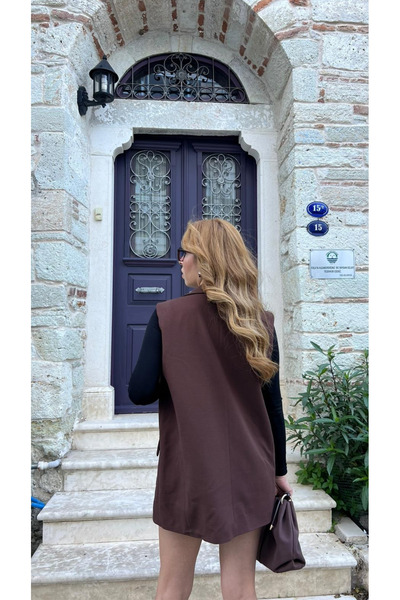 Paw Garage Γυναικείο γιλέκο Daniella Crepe με εσωτερική επένδυση και κάλυμμα