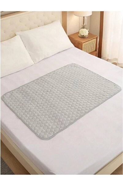 Silver 4-piece leak-proof protective pad set - multi-purpose protective pad for menstruation, the elderly, children, and the car