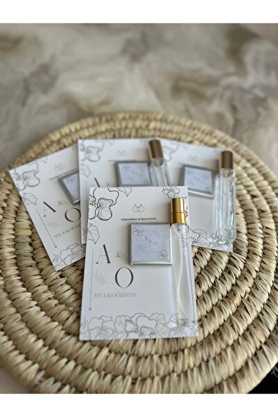 Moona Atölye Nişan Hediyelik Seti – Kart, Çikolata ve Özel Koku Şişesi 10 adet