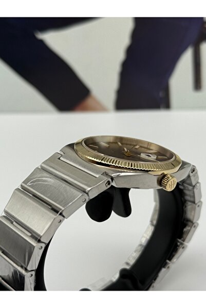 Hislon Watch with Sapphire Crystal Gold Bezel 3 Years Warranty
